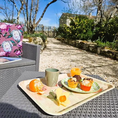 Feriehus Fleurs De Vigne, Charentais Au Grand Coeur Bouteville