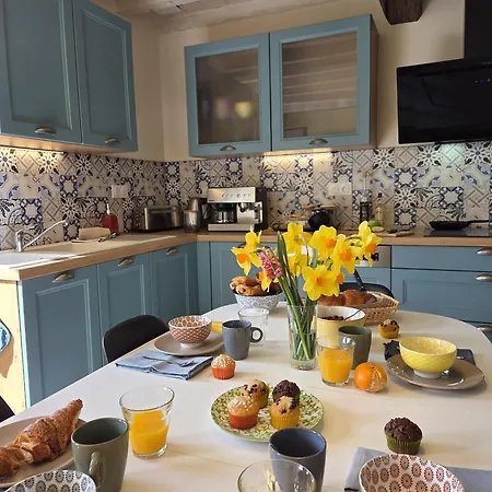 Fleurs De Vigne, Charentais Au Grand Coeur Feriehus