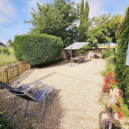 Fleurs De Vigne, Charentais Au Grand Coeur Feriehus