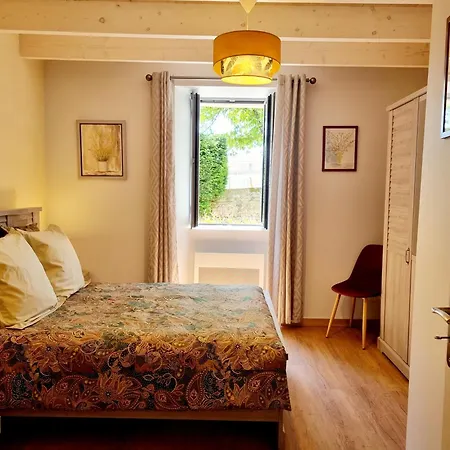 Feriehus Fleurs De Vigne, Charentais Au Grand Coeur Bouteville