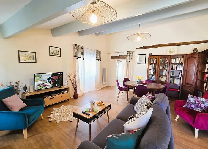 Сasa de vacaciones Fleurs De Vigne, Charentais Au Grand Coeur