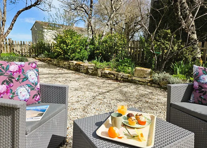 Сasa de vacaciones Fleurs De Vigne, Charentais Au Grand Coeur *