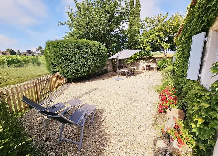 Fleurs De Vigne, Charentais Au Grand Coeur Сasa de vacaciones