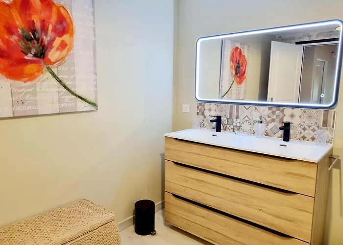 Fleurs De Vigne, Charentais Au Grand Coeur Сasa de vacaciones