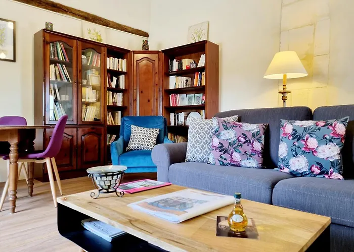 Сasa de vacaciones Fleurs De Vigne, Charentais Au Grand Coeur